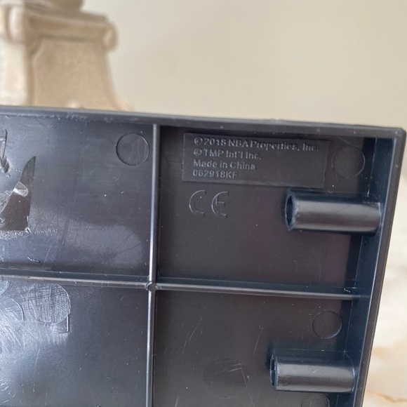 Houston Rockets NBA 2018 James Harden #13 Action Figure by TMP Int’l.Inc. - Picture 8 of 11